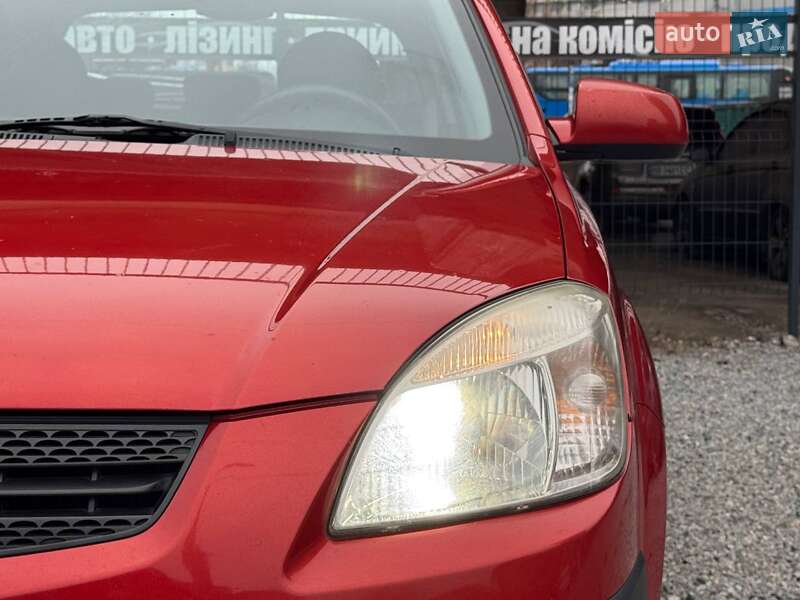 Хэтчбек Kia Rio 2006 в Днепре