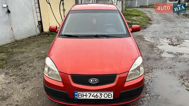 Седан Kia Rio 2008 в Одессе
