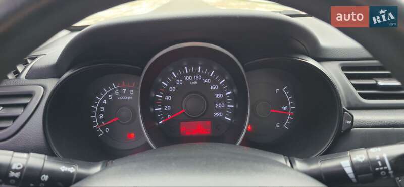 Седан Kia Rio 2013 в Днепре фото 25 Седан Kia Rio 2013 в Днепре