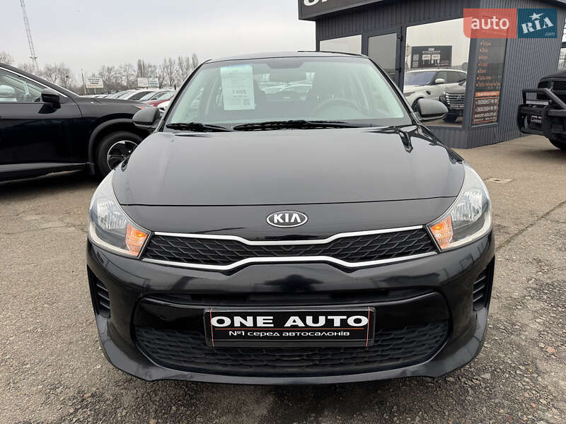 Седан Kia Rio 2017 в Києві