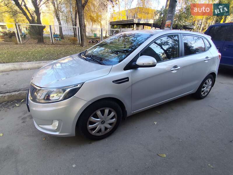 Хетчбек Kia Rio 2013 в Запоріжжі фото 5 Хетчбек Kia Rio 2013 в Запоріжжі