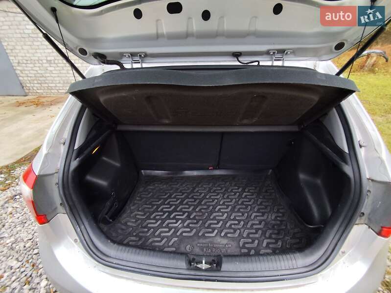 Хетчбек Kia Rio 2013 в Запоріжжі фото 13 Хетчбек Kia Rio 2013 в Запоріжжі