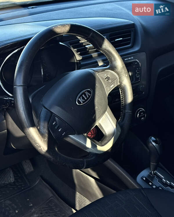 Хэтчбек Kia Rio 2012 в Кропивницком фото 8 Хэтчбек Kia Rio 2012 в Кропивницком