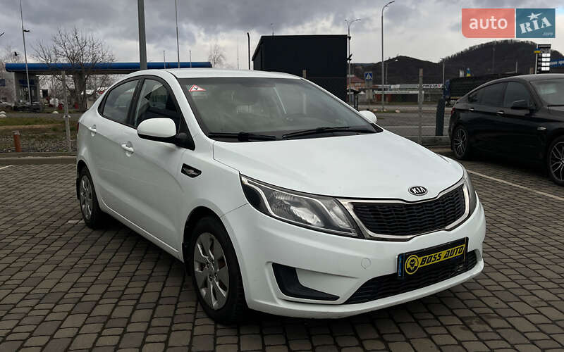 Kia Rio 2012 Kia Rio 2012