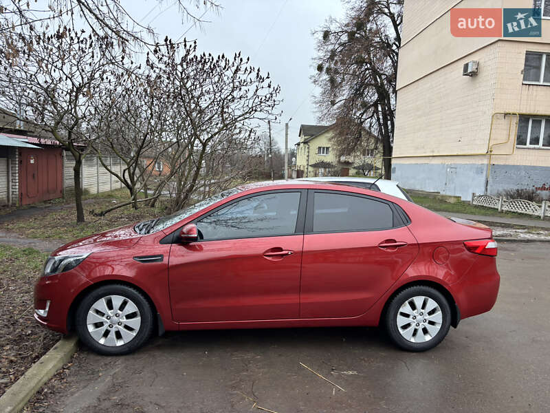 Седан Kia Rio 2014 в Харкові