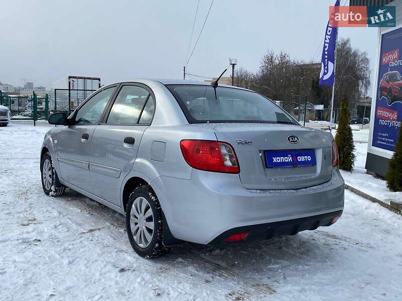 Седан Kia Rio 2011 в Львові фото 7 Седан Kia Rio 2011 в Львові