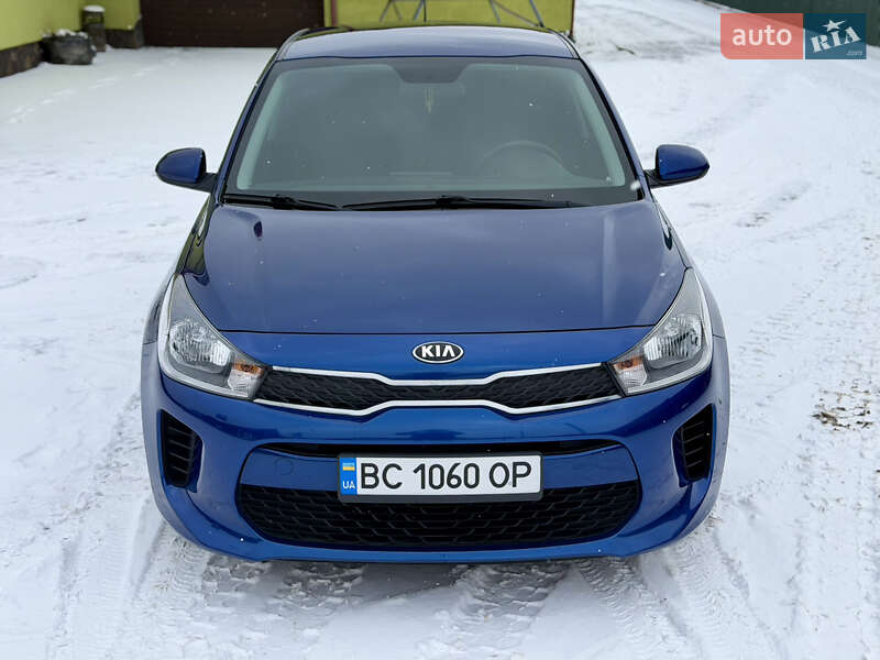 Седан Kia Rio 2019 в Львові
