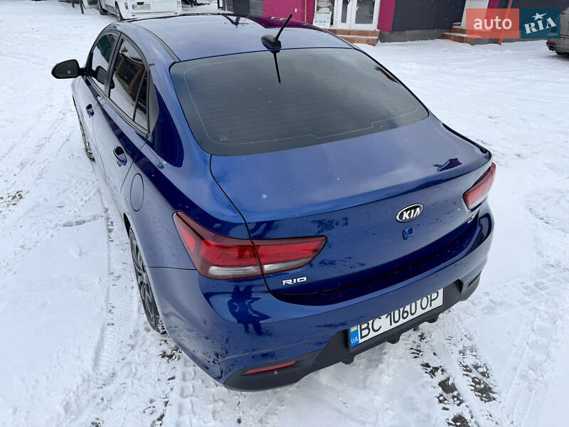 Седан Kia Rio 2019 в Львові