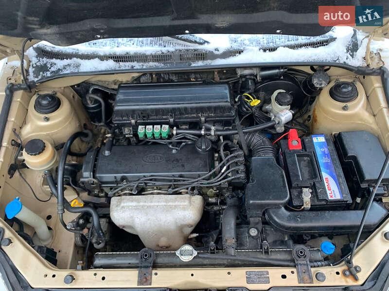 Універсал Kia Rio 2004 в Високому фото 3 Універсал Kia Rio 2004 в Високому