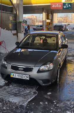 Седан Kia Rio 2011 в Киеве