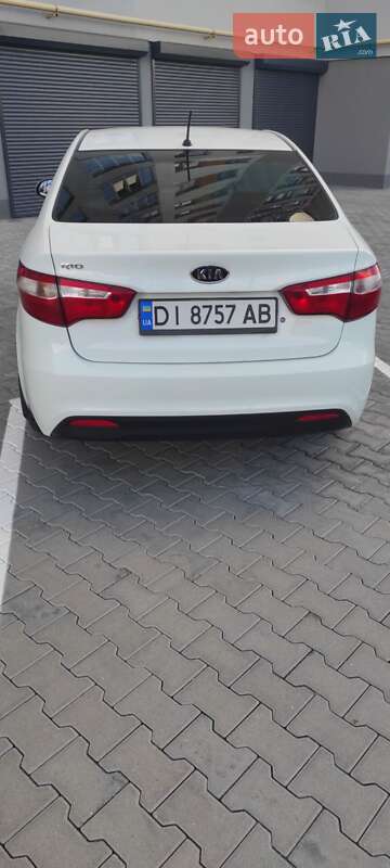 Седан Kia Rio 2012 в Хмельницком