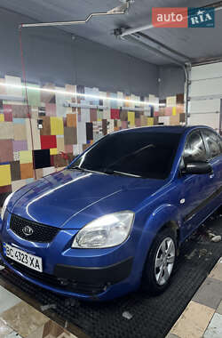 Седан Kia Rio 2008 в Волочиську