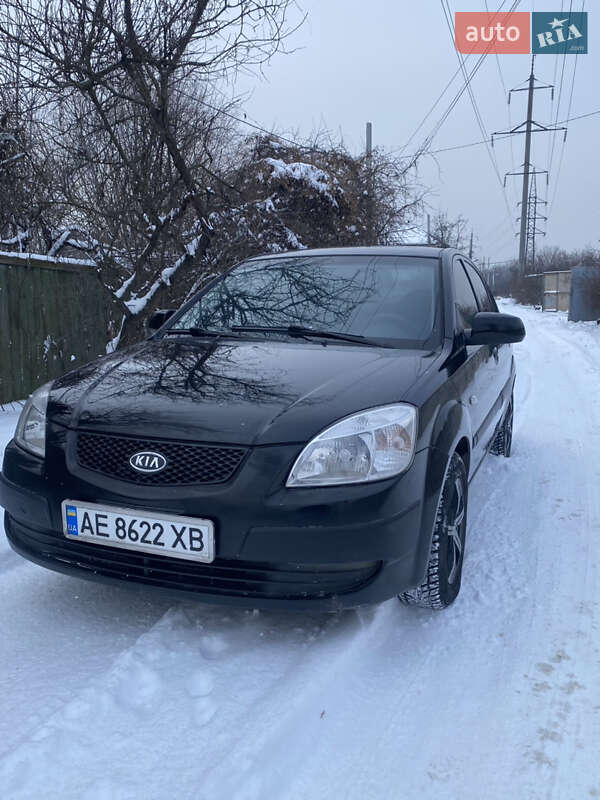 Седан Kia Rio 2007 в Харькове фото Седан Kia Rio 2007 в Харькове