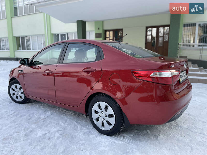 Седан Kia Rio 2013 в Виннице фото 10 Седан Kia Rio 2013 в Виннице