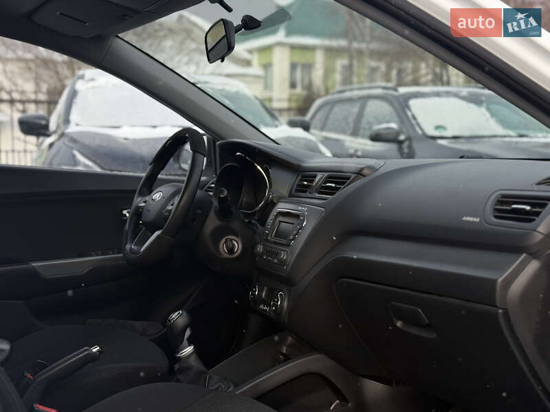 Седан Kia Rio 2013 в Полтаве