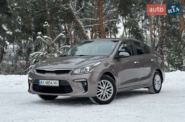 Седан Kia Rio 2017 в Києві