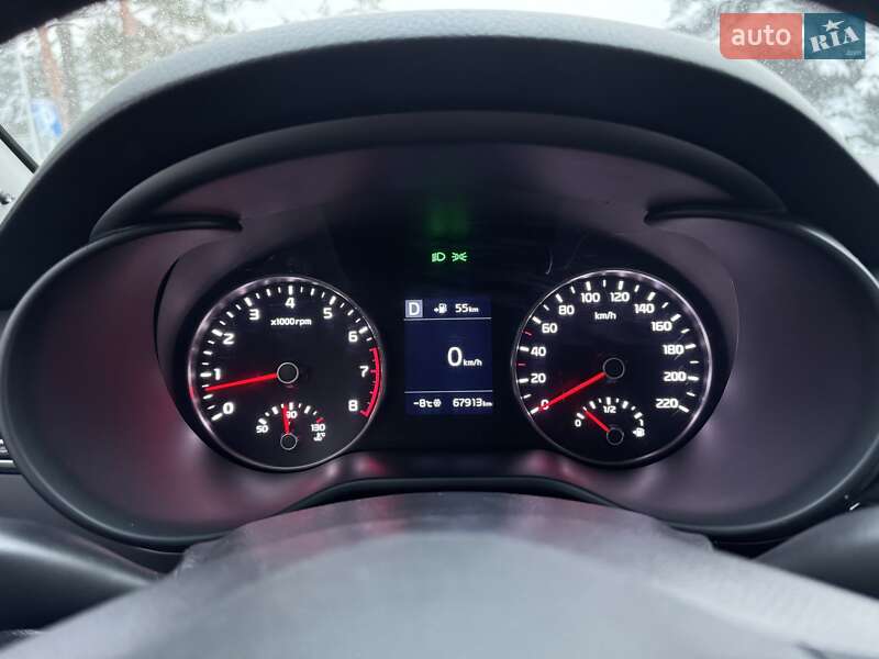 Седан Kia Rio 2017 в Киеве