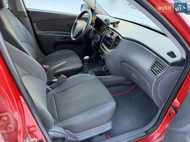 Седан Kia Rio 2007 в Запорожье фото 8 Седан Kia Rio 2007 в Запорожье