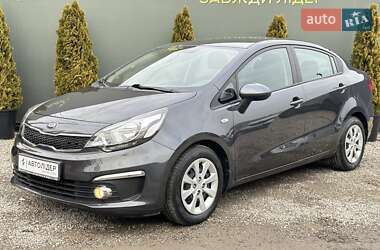 Седан Kia Rio 2017 в Одессе