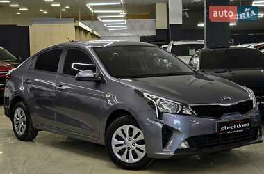 Седан Kia Rio 2021 в Николаеве