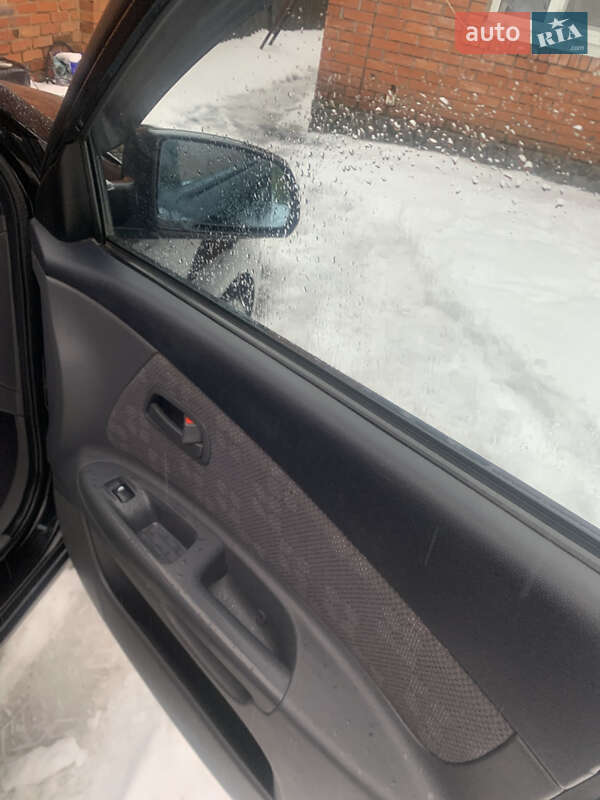 Хетчбек Kia Rio 2008 в Високому