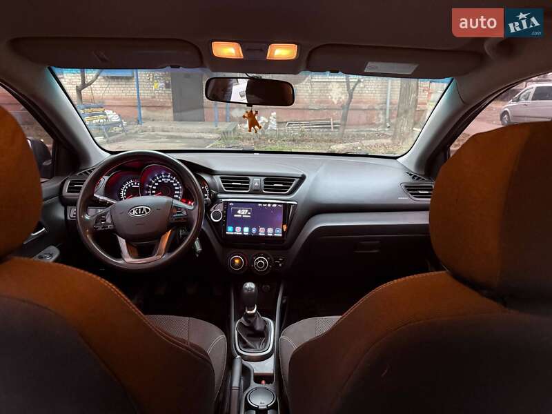 Седан Kia Rio 2012 в Кривом Роге фото 2 Седан Kia Rio 2012 в Кривом Роге