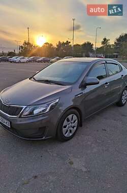 Седан Kia Rio 2012 в Запоріжжі