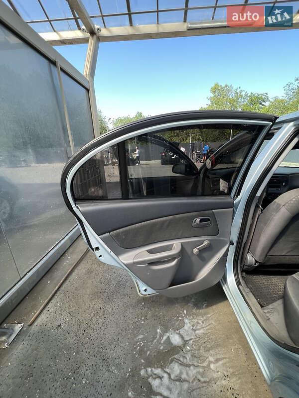 Седан Kia Rio 2008 в Дніпрі