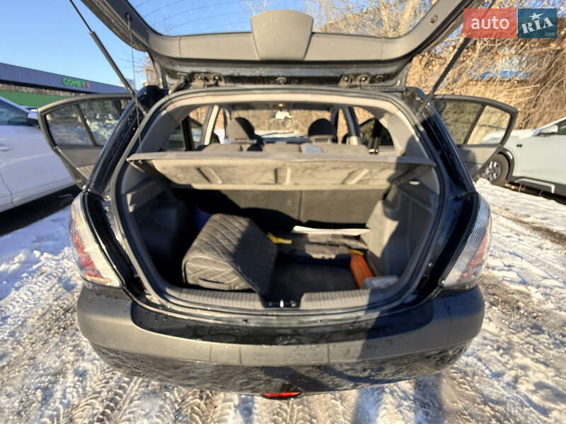 Хэтчбек Kia Rio 2008 в Киеве