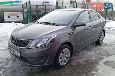Седан Kia Rio 2013 в Киеве