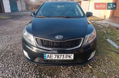 Седан Kia Rio 2012 в Кривому Розі