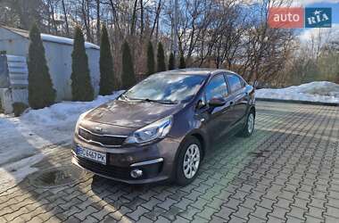 Седан Kia Rio 2015 в Львові