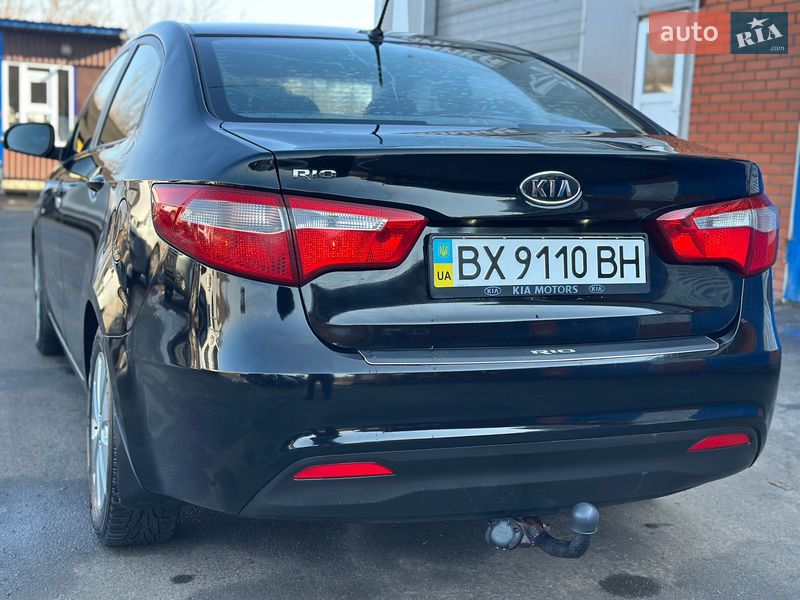 Седан Kia Rio 2012 в Хмельницком