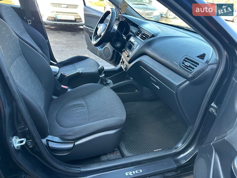 Седан Kia Rio 2012 в Хмельницком