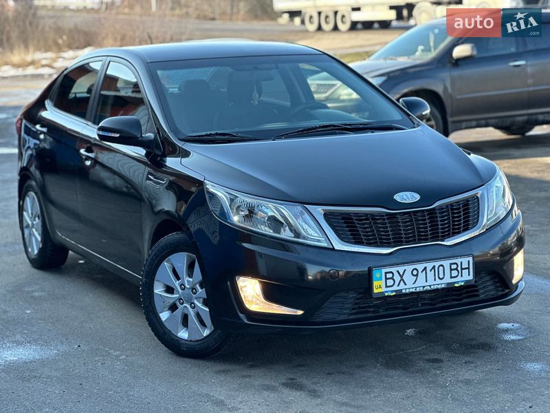Седан Kia Rio 2012 в Хмельницком