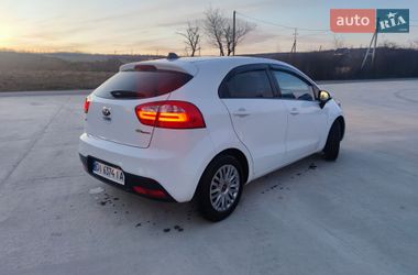 Хетчбек Kia Rio 2013 в Ужгороді
