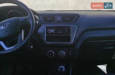 Хэтчбек Kia Rio 2012 в Киеве