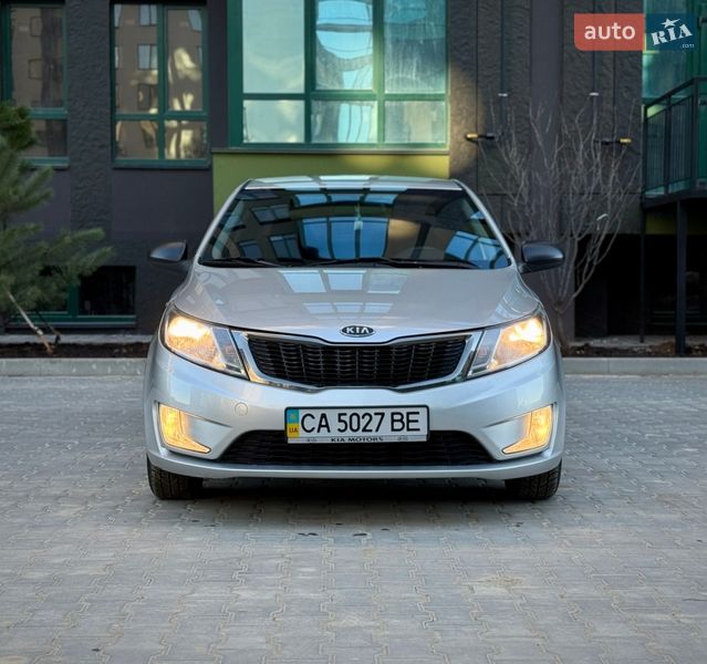 Седан Kia Rio 2011 в Киеве