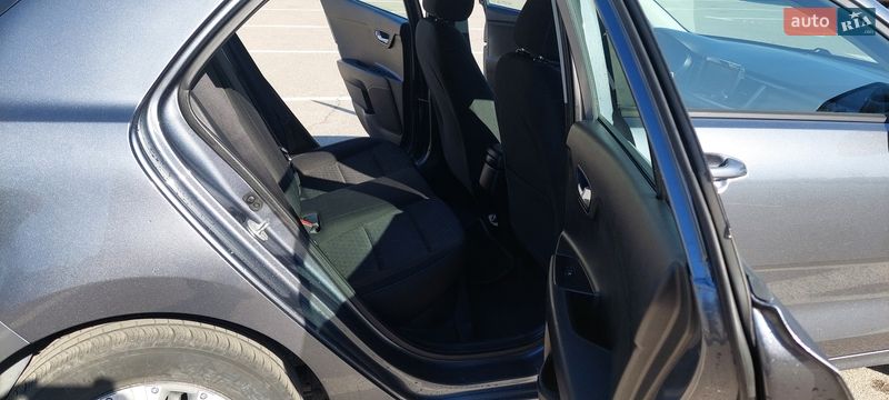 Хэтчбек Kia Rio 2019 в Киеве