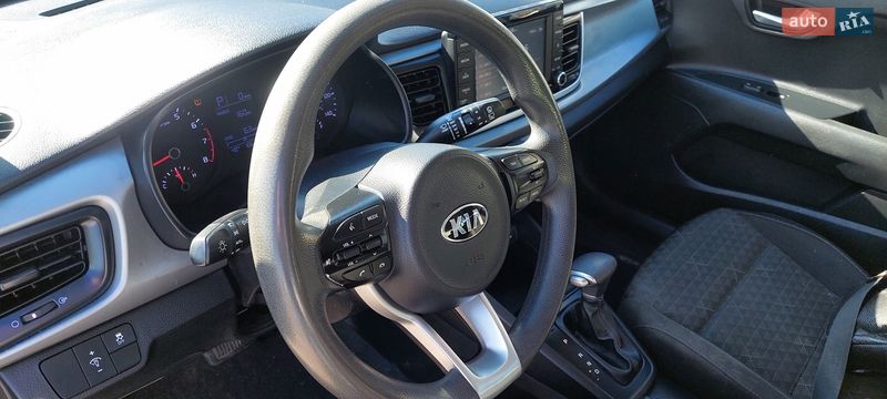 Хэтчбек Kia Rio 2019 в Киеве