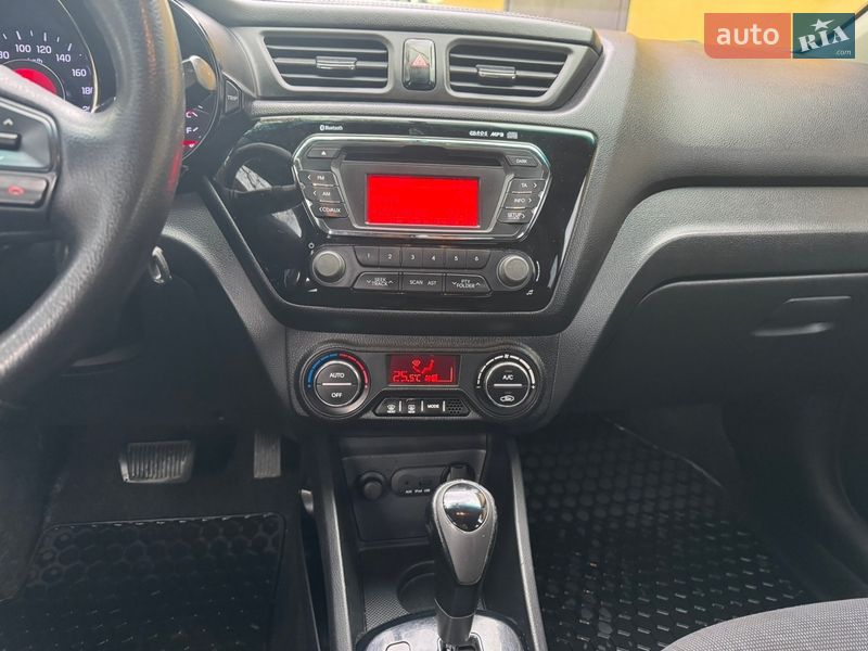Седан Kia Rio 2013 в Харькове