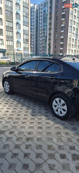 Седан Kia Rio 2011 в Києві