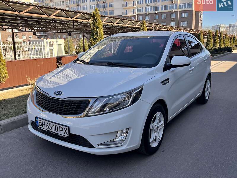Kia Rio 2012