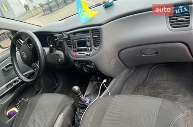 Седан Kia Rio 2010 в Вишневом