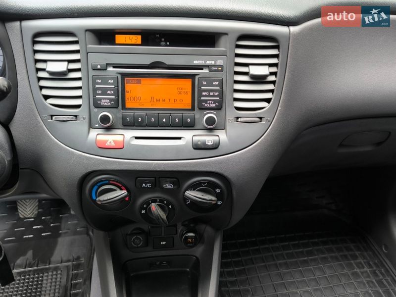 Хетчбек Kia Rio 2009 в Рівному