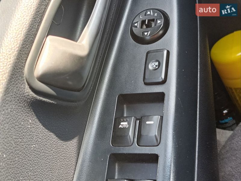 Хетчбек Kia Rio 2014 в Володимирі фото 12 Хетчбек Kia Rio 2014 в Володимирі