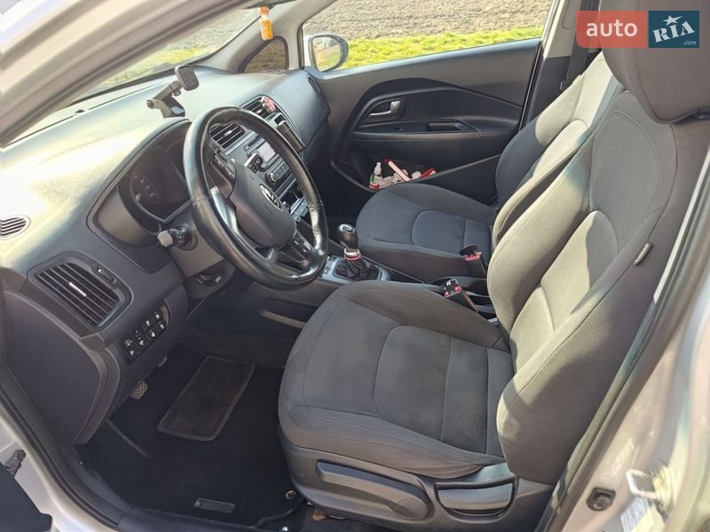 Хетчбек Kia Rio 2014 в Володимирі фото 22 Хетчбек Kia Rio 2014 в Володимирі