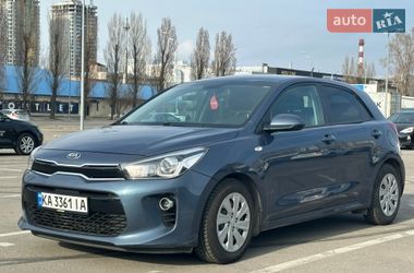 Хэтчбек Kia Rio 2018 в Киеве