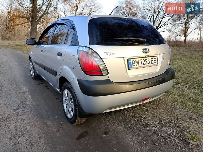 Хэтчбек Kia Rio 2008 в Ромнах фото 8 Хэтчбек Kia Rio 2008 в Ромнах