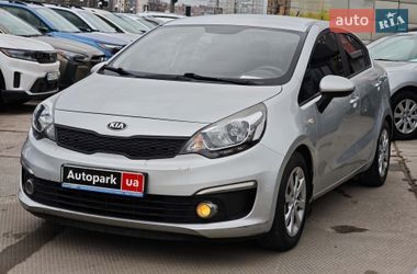 Седан Kia Rio 2017 в Харкові